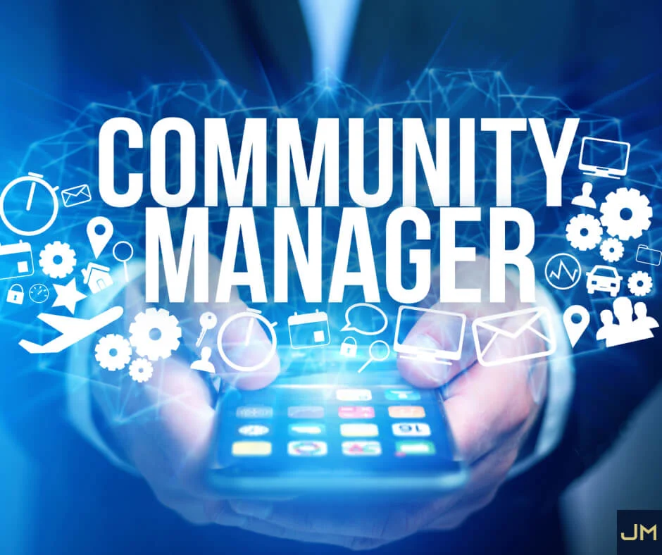 Community management workflow for responding to social media comments and messages