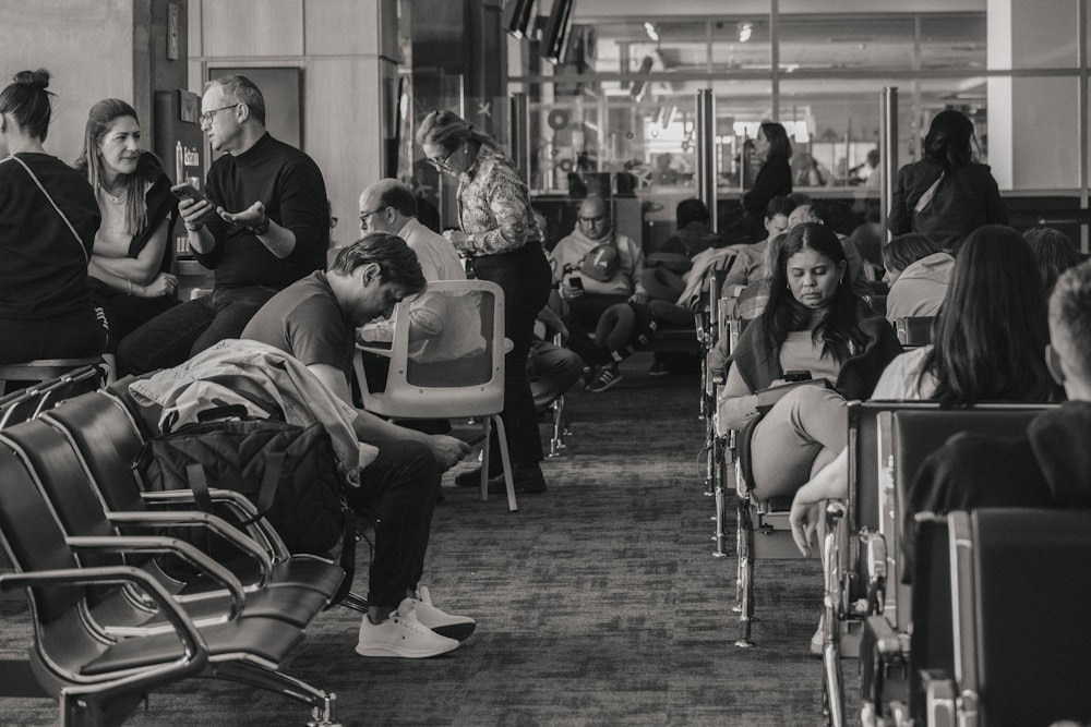 Clinical Trial Content Marketing From Mindshare Consulting 5 clinical trial content marketing People waiting in an airport terminal